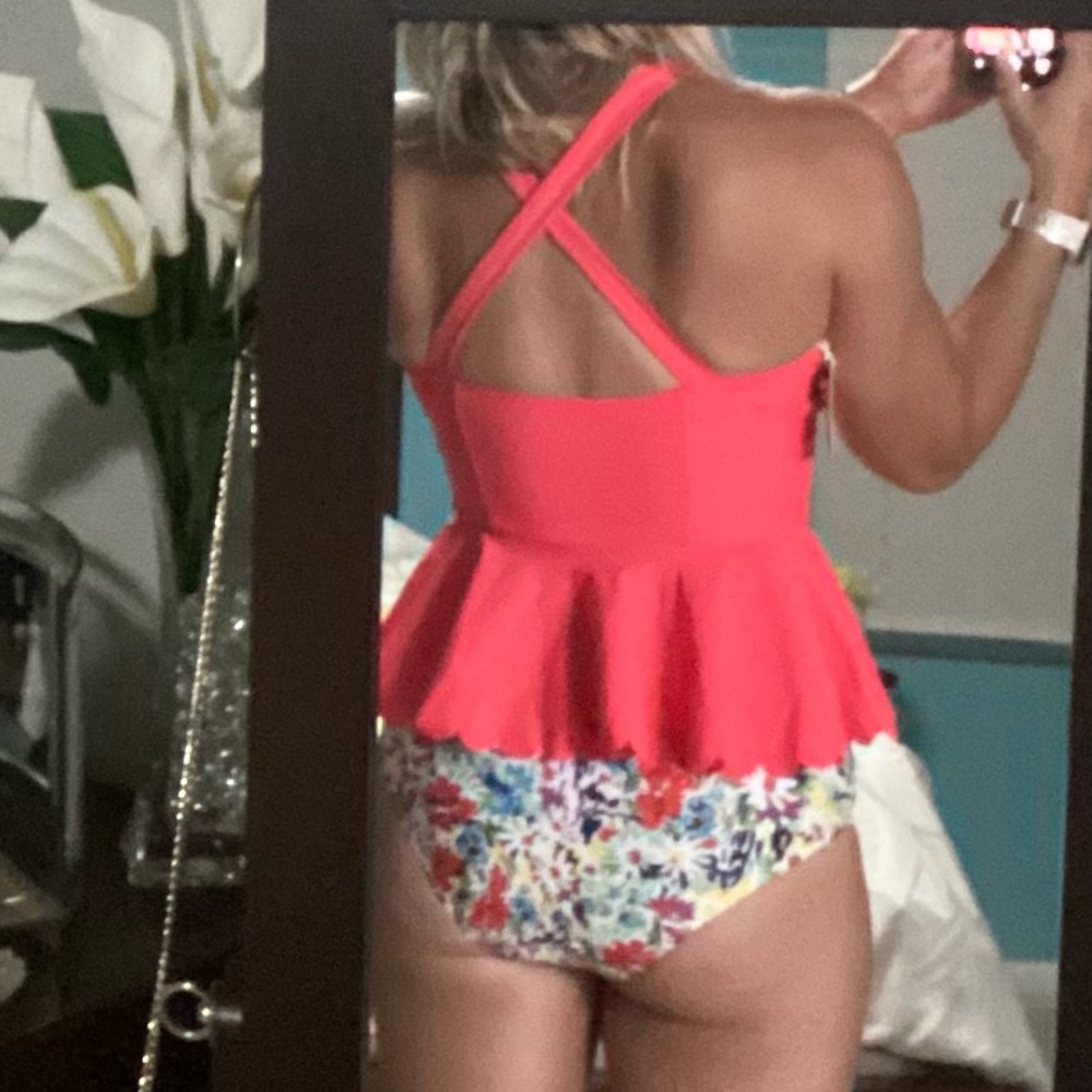 Cupshe tankini - Picture 2 of 7